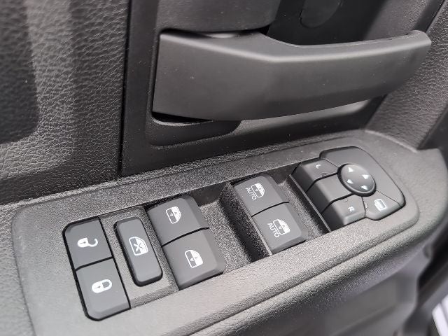 2026 RAM Ram 3500 3500 TRADESMAN CREW CAB 4X4 8' BOX