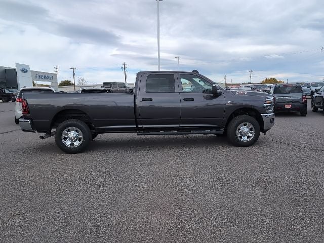 2026 RAM Ram 3500 3500 TRADESMAN CREW CAB 4X4 8' BOX