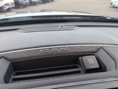 2026 RAM Ram 3500 3500 TRADESMAN CREW CAB 4X4 8' BOX