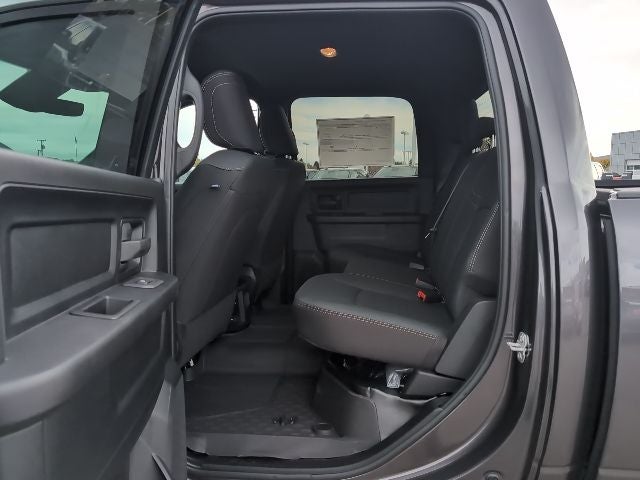 2026 RAM Ram 3500 3500 TRADESMAN CREW CAB 4X4 8' BOX