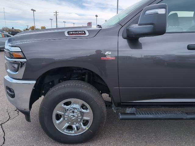 2026 RAM Ram 3500 3500 TRADESMAN CREW CAB 4X4 8' BOX