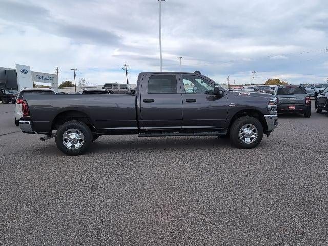2026 RAM Ram 3500 3500 TRADESMAN CREW CAB 4X4 8' BOX