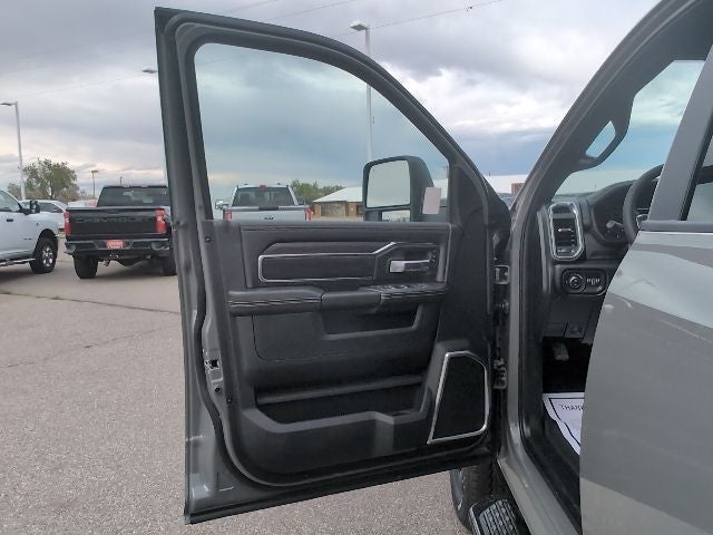 2026 RAM Ram 2500 2500 LAIE CREW CAB 4X4 8' BOX