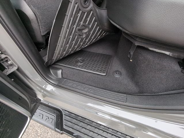 2026 RAM Ram 2500 2500 LAIE CREW CAB 4X4 8' BOX