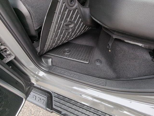 2026 RAM Ram 2500 2500 LAIE CREW CAB 4X4 8' BOX