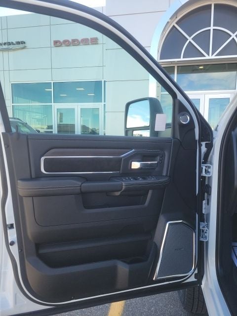 2026 RAM Ram 3500 3500 LAIE CREW CAB 4X4 8' BOX