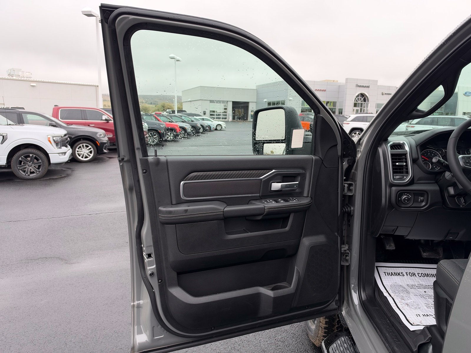 2027 RAM 2500 2500 BIG HORN CREW CAB 4X4 6'4' BOX