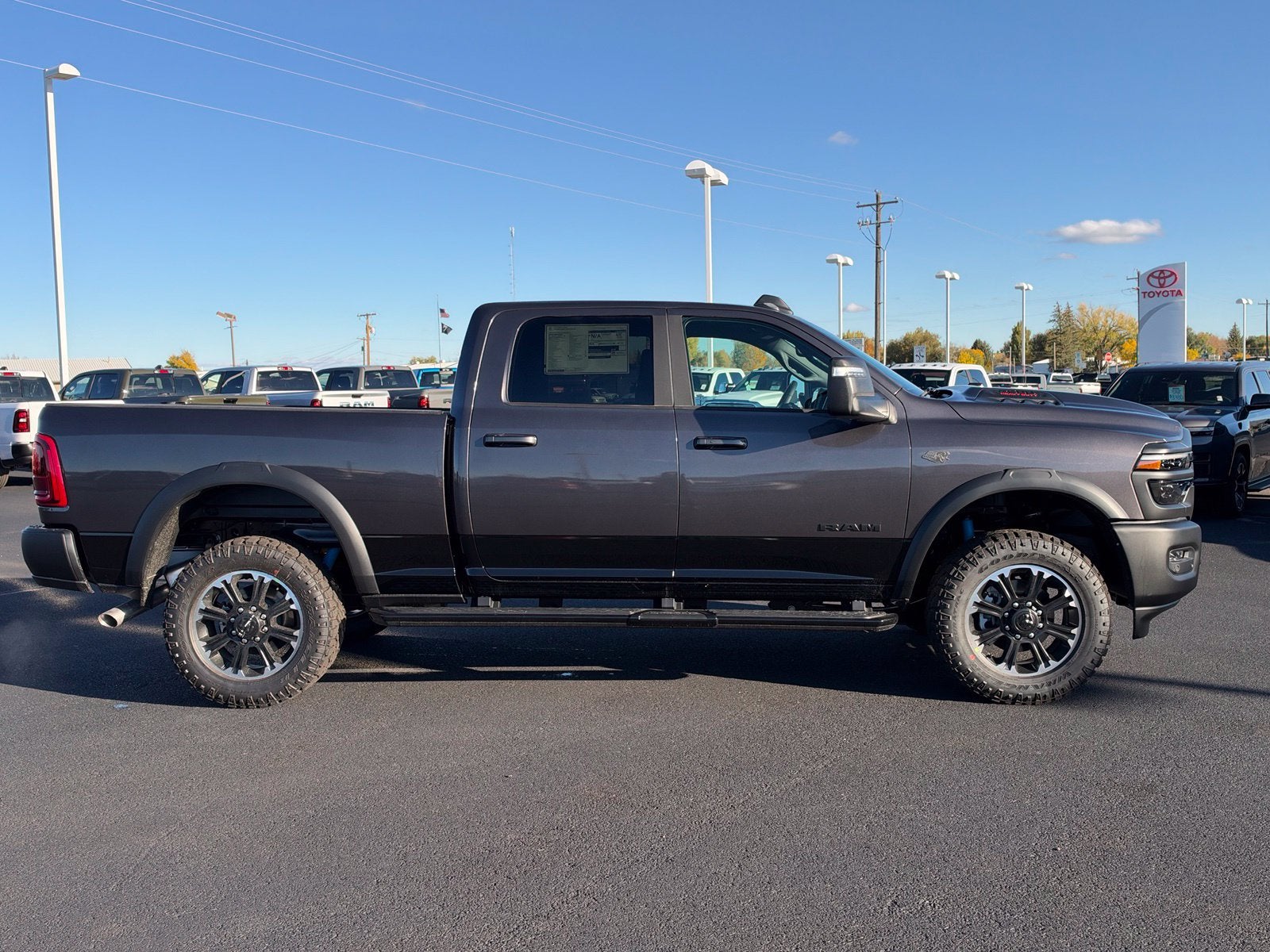 2027 RAM 2500 2500 REBEL CREW CAB 4X4 6'4' BOX