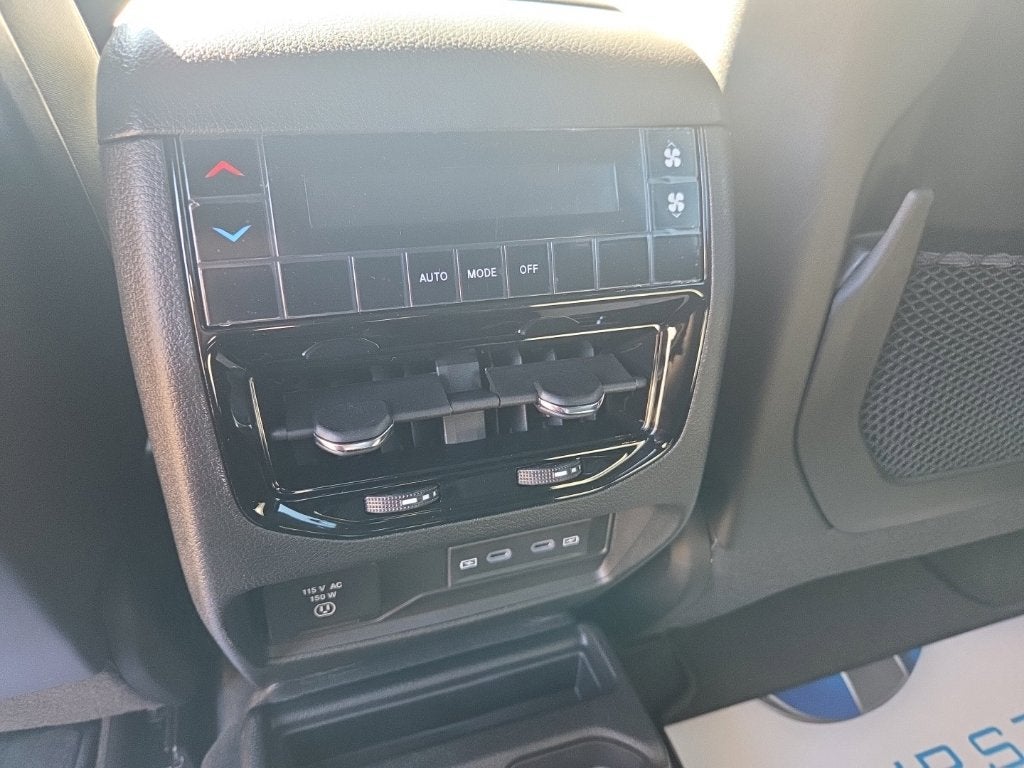 2027 Jeep Grand Cherokee L Limited