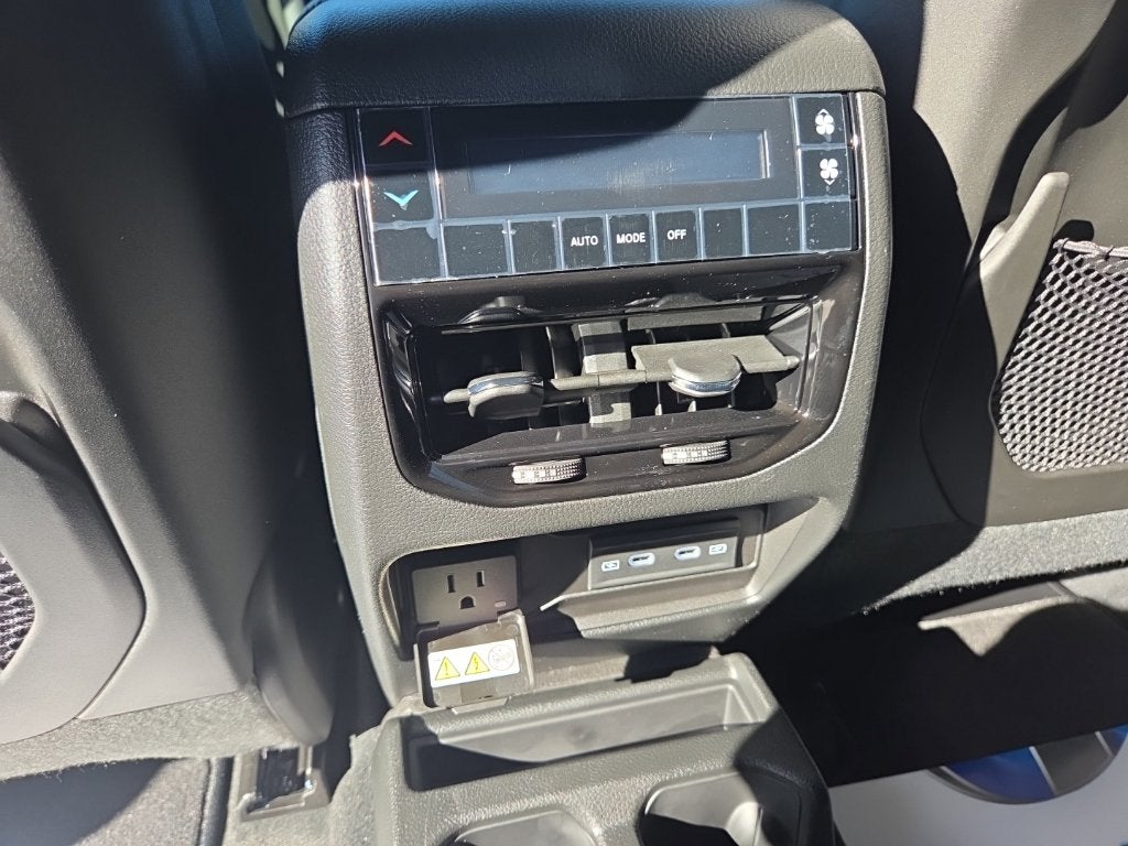 2027 Jeep Grand Cherokee L Limited