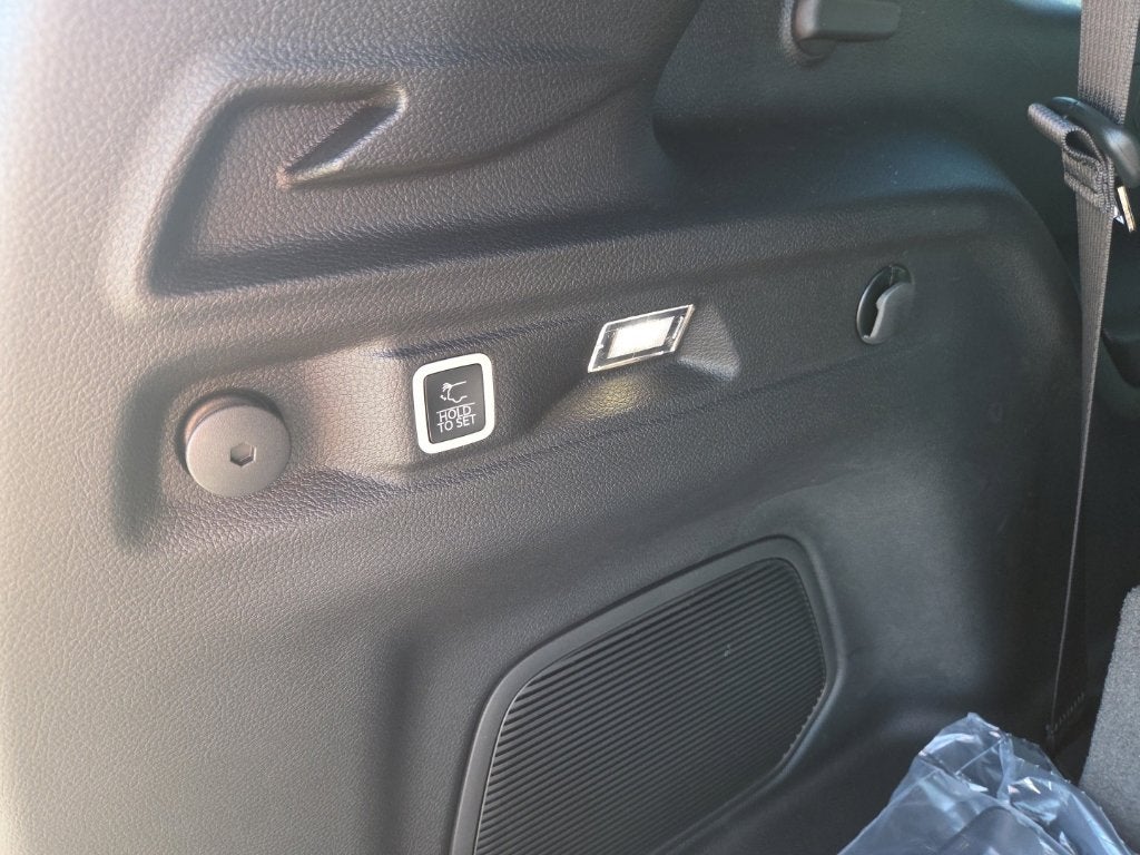 2027 Jeep Grand Cherokee L Limited