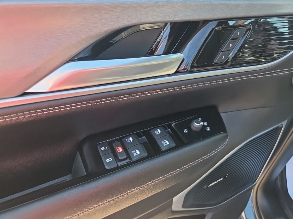 2026 Jeep Grand Wagoneer Upland