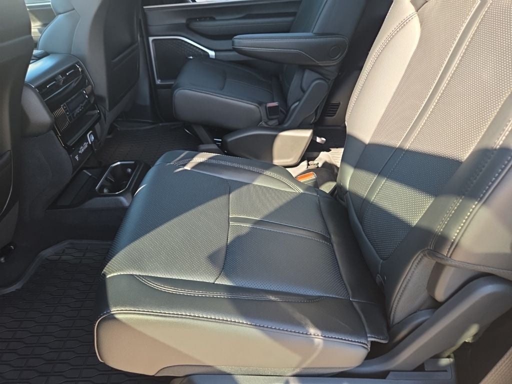 2026 Jeep Grand Wagoneer Upland