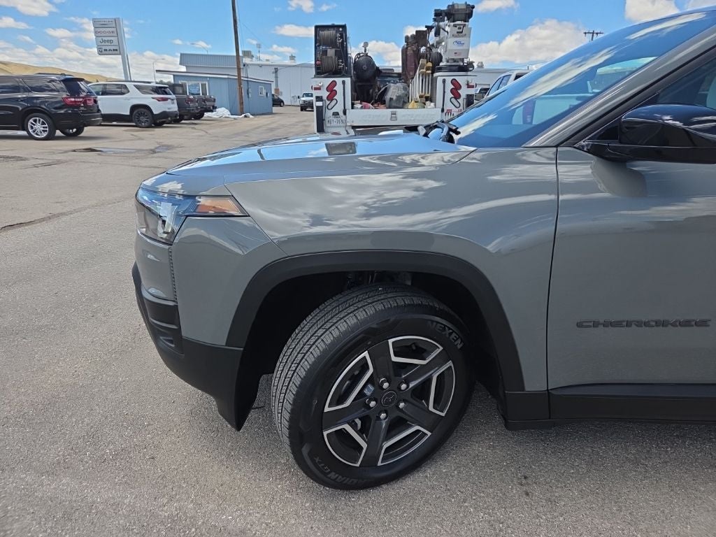 2026 Jeep Cherokee Laredo