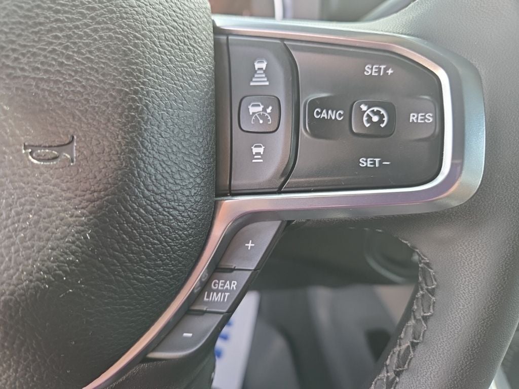 2027 RAM 3500 Laramie DRW