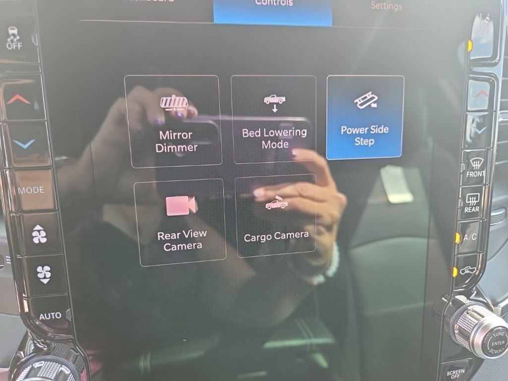 2027 RAM 3500 Laramie DRW