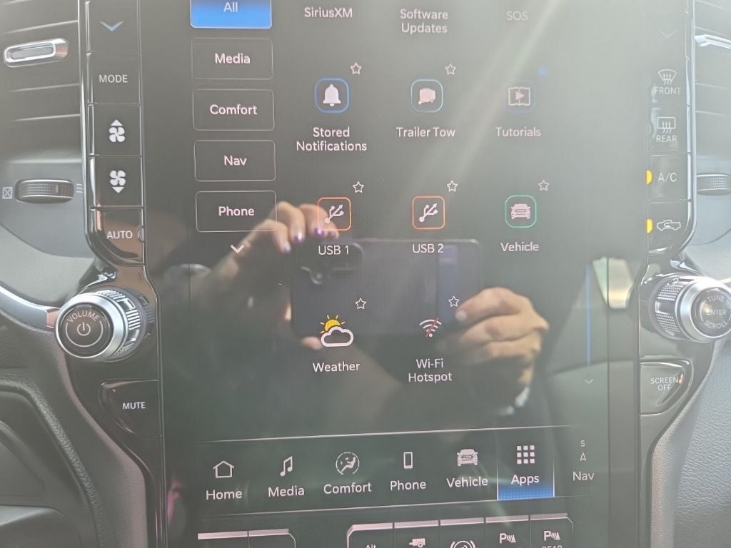 2027 RAM 3500 Laramie DRW