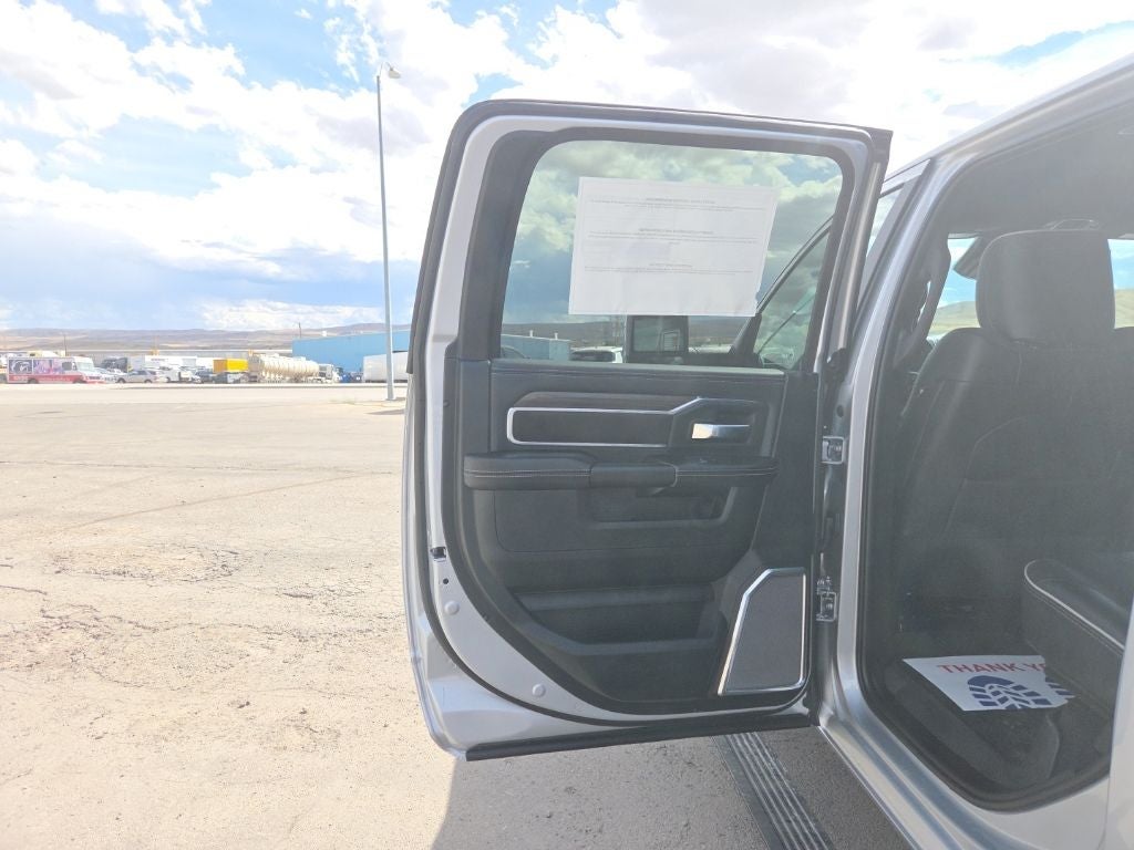 2027 RAM 3500 Laramie DRW
