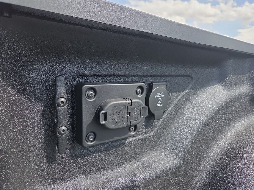 2027 RAM 3500 Laramie DRW