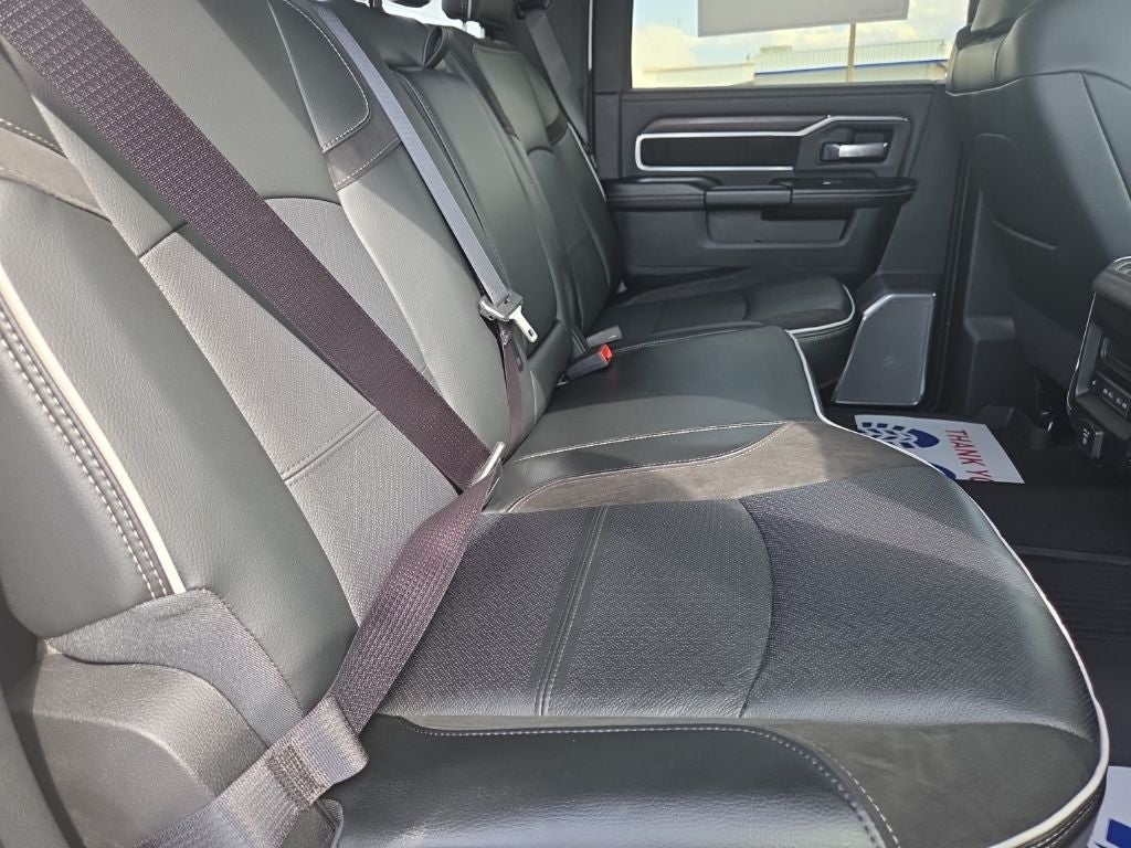 2027 RAM 3500 Laramie DRW