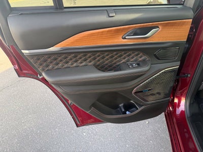 2025 Jeep Grand Cherokee Summit Reserve