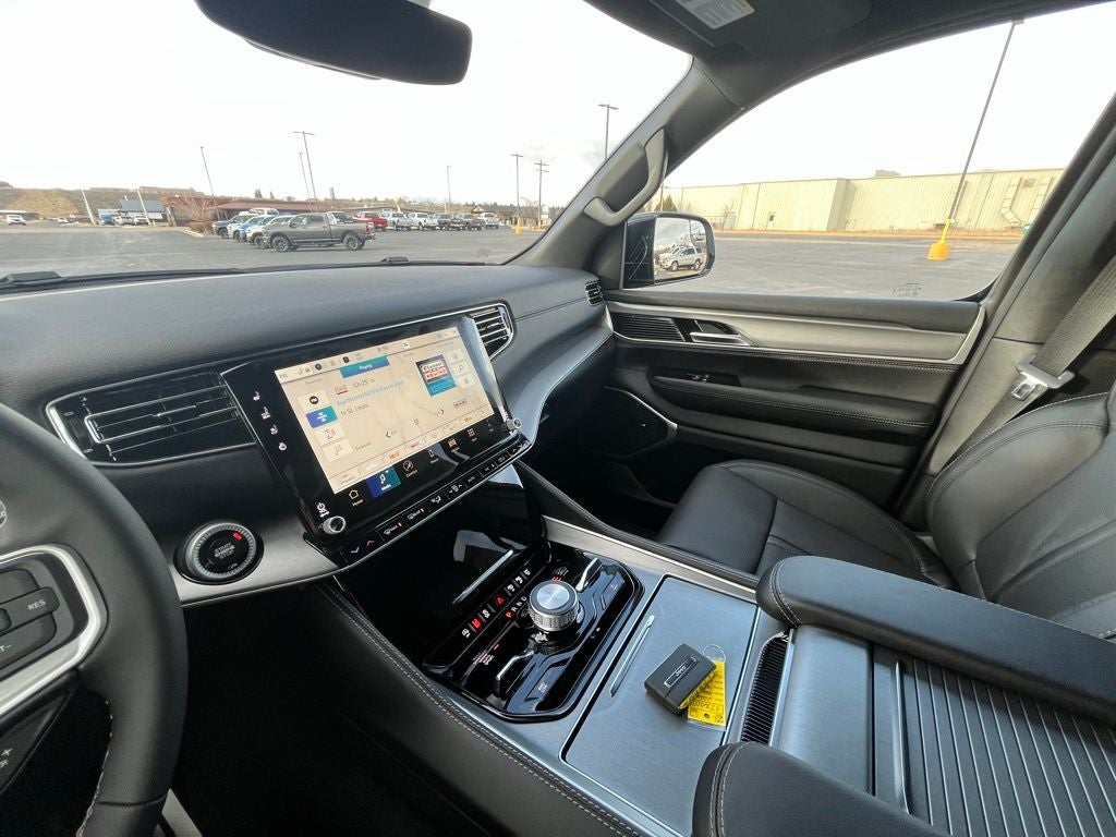 2026 Jeep Grand Wagoneer Limited Altitude