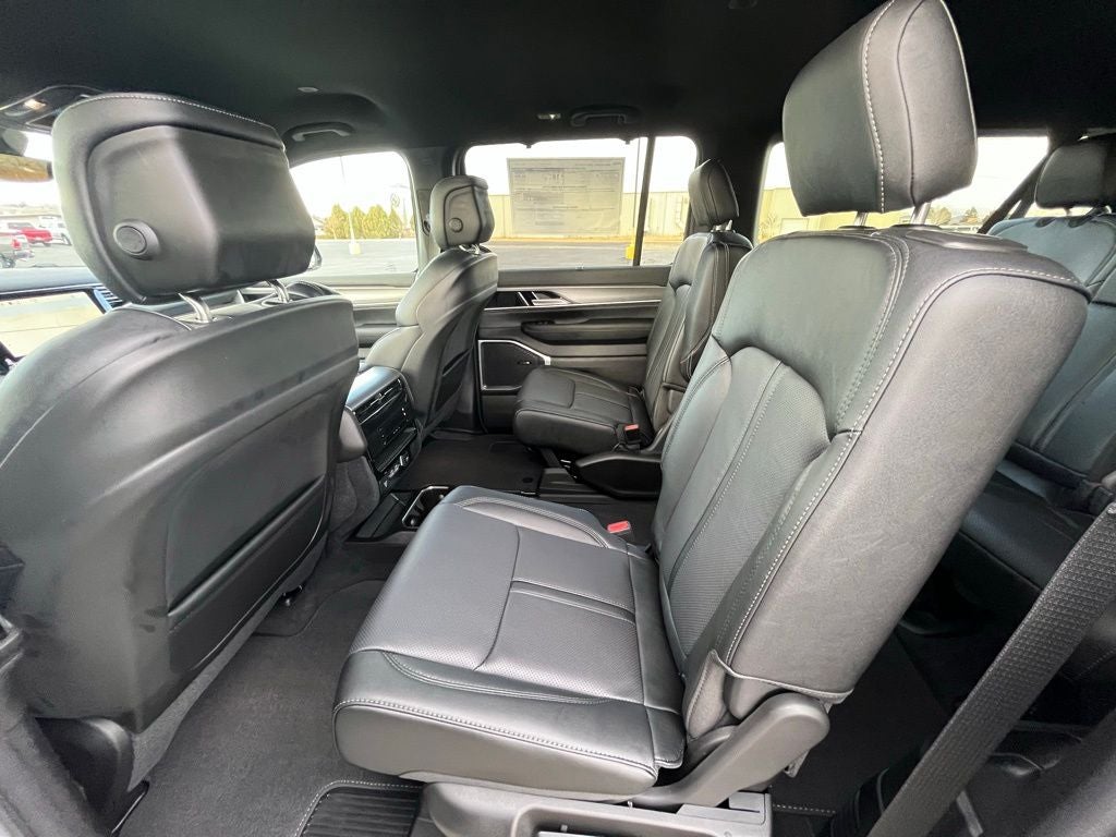 2026 Jeep Grand Wagoneer Limited Altitude