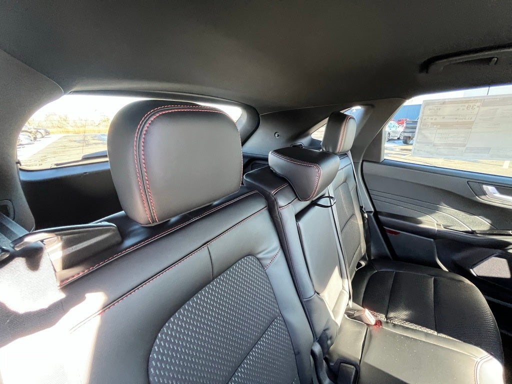 2026 Ford Escape Hybrid ST-Line Select