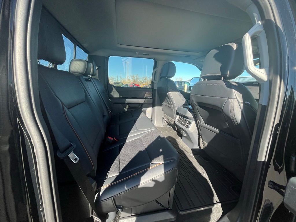 2026 Ford F-350SD Lariat Tremor