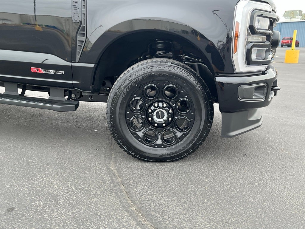 2026 Ford F-350SD Lariat