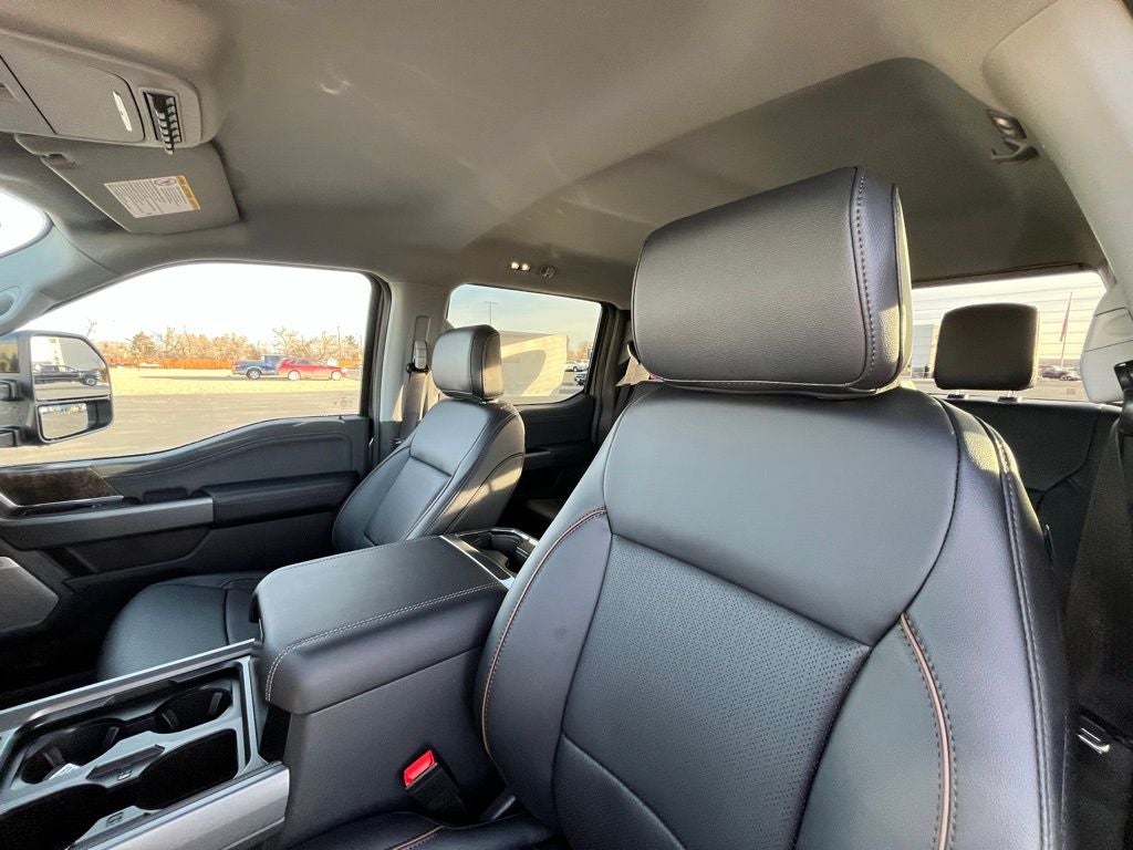 2026 Ford F-350SD Lariat Black Appearance Pkg