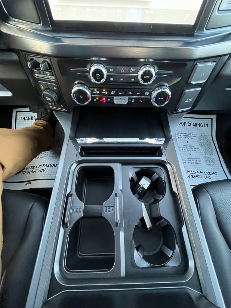 2026 Ford F-350SD Lariat Black Appearance Pkg