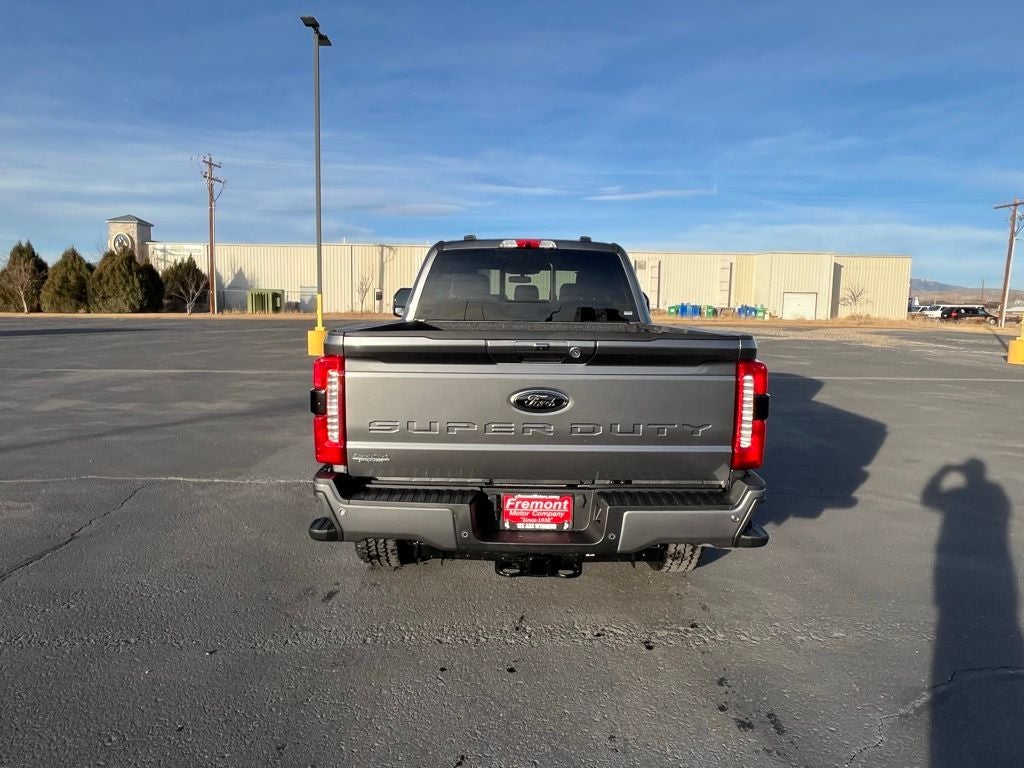2026 Ford F-350SD Lariat Black Appearance Pkg