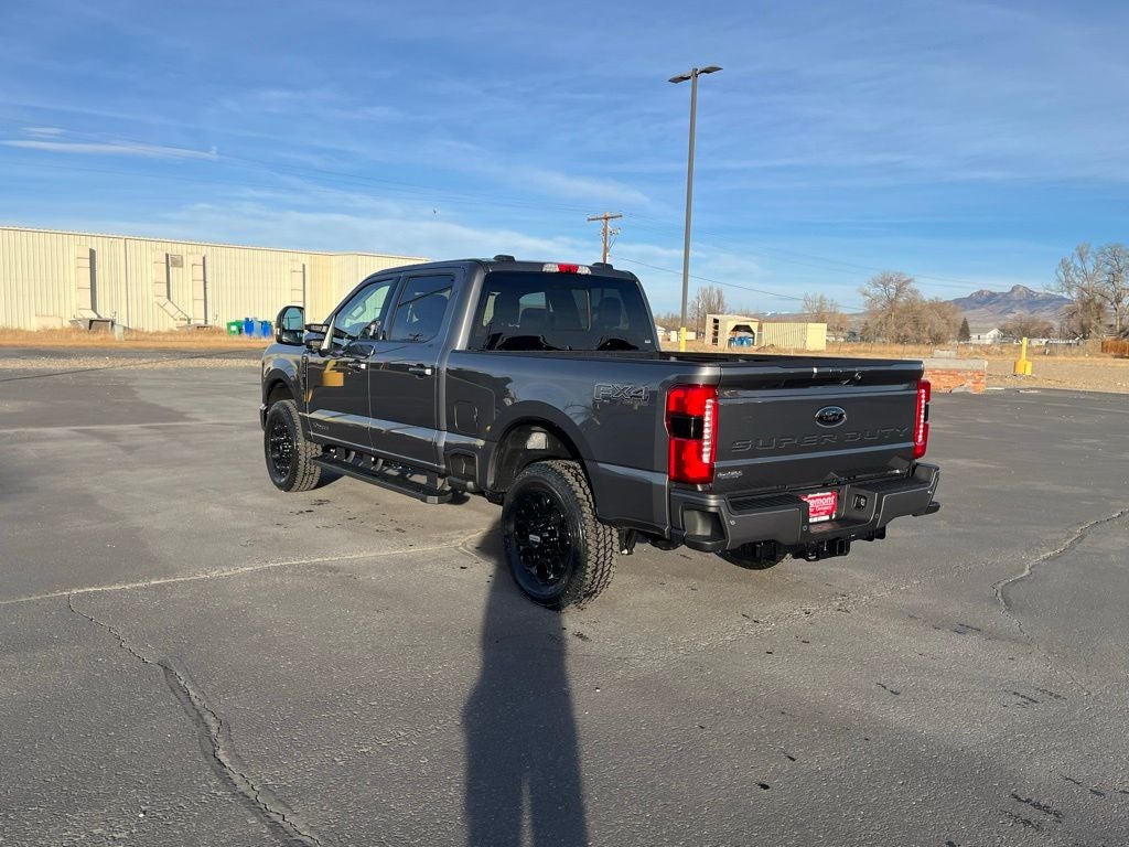 2026 Ford F-350SD Lariat Black Appearance Pkg