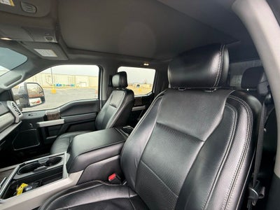 2017 Ford F-350SD Lariat DRW