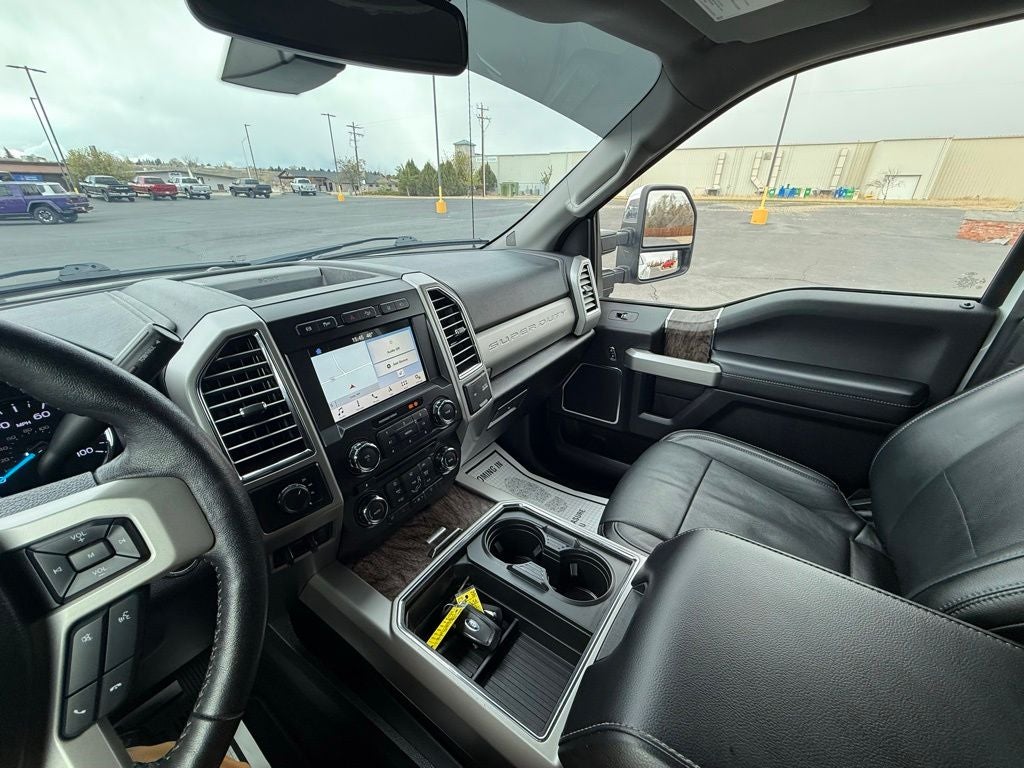 2017 Ford F-350SD Lariat DRW