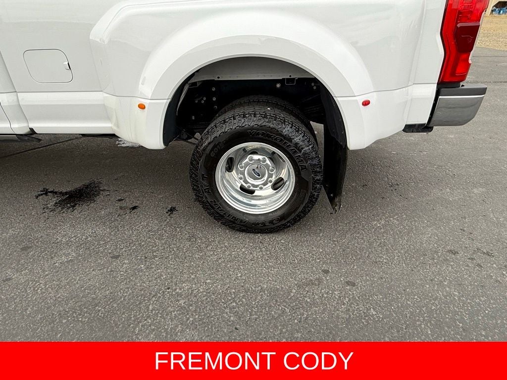 2017 Ford F-350SD Lariat DRW