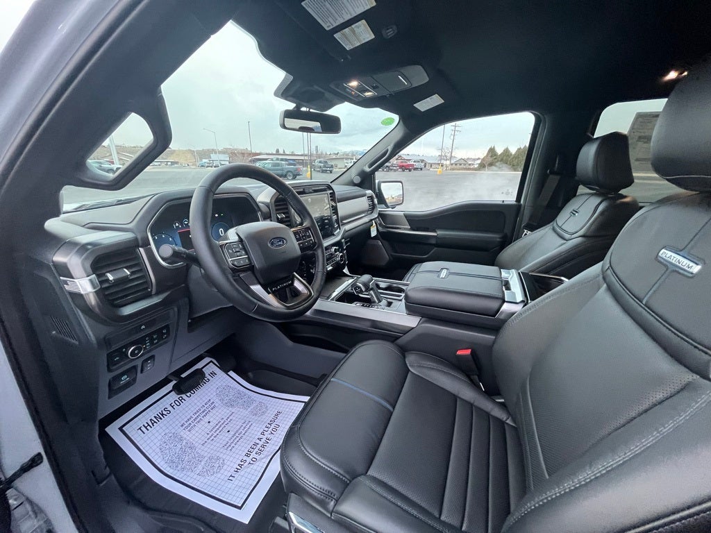 2025 Ford F-150 Platinum