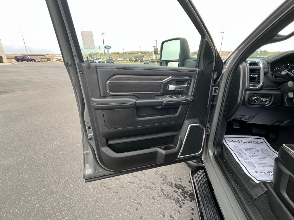 2026 RAM 2500 Laramie Night Edition