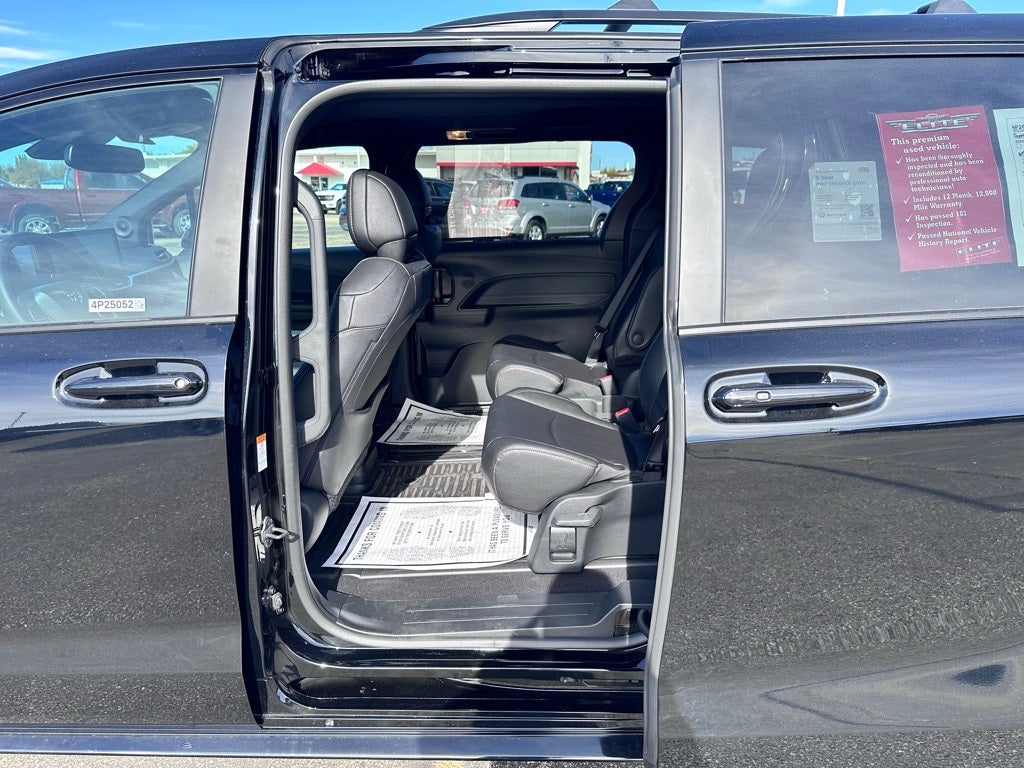 2025 Toyota Sienna XLE AWD