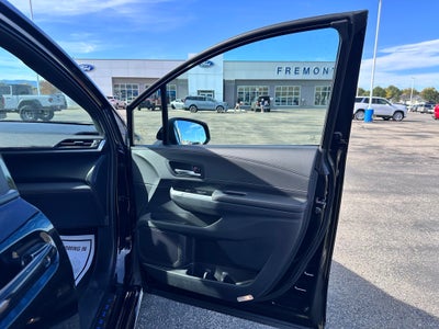 2025 Toyota Sienna XLE AWD