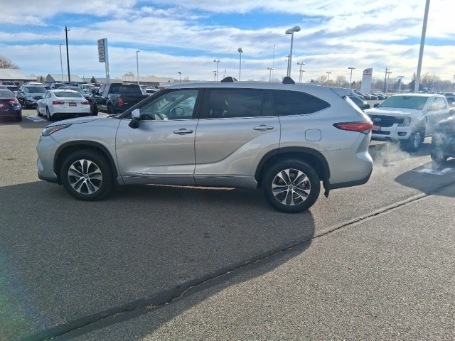 2023 Toyota Highlander XLE AWD