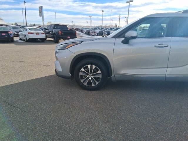 2023 Toyota Highlander XLE AWD