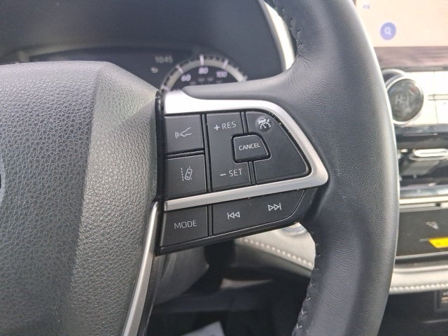 2023 Toyota Highlander XLE AWD