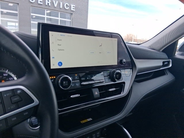 2023 Toyota Highlander XLE AWD