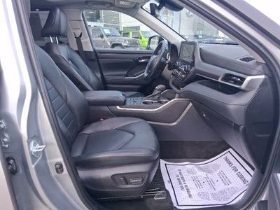 2023 Toyota Highlander XLE AWD