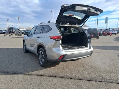 2023 Toyota Highlander XLE AWD