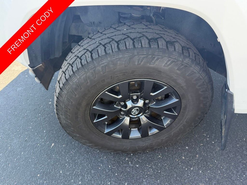 2020 Toyota Tacoma SR5 V6