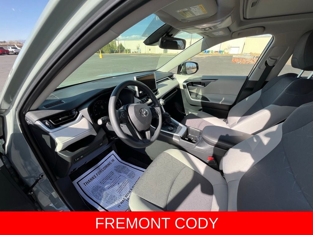 2023 Toyota RAV4 Hybrid XLE