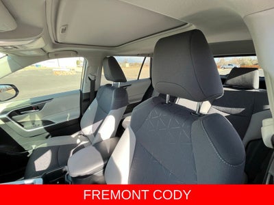 2023 Toyota RAV4 Hybrid XLE